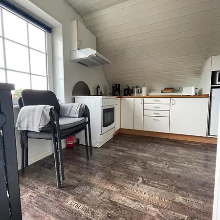 Taet Pa Silkeborg * Engesvang